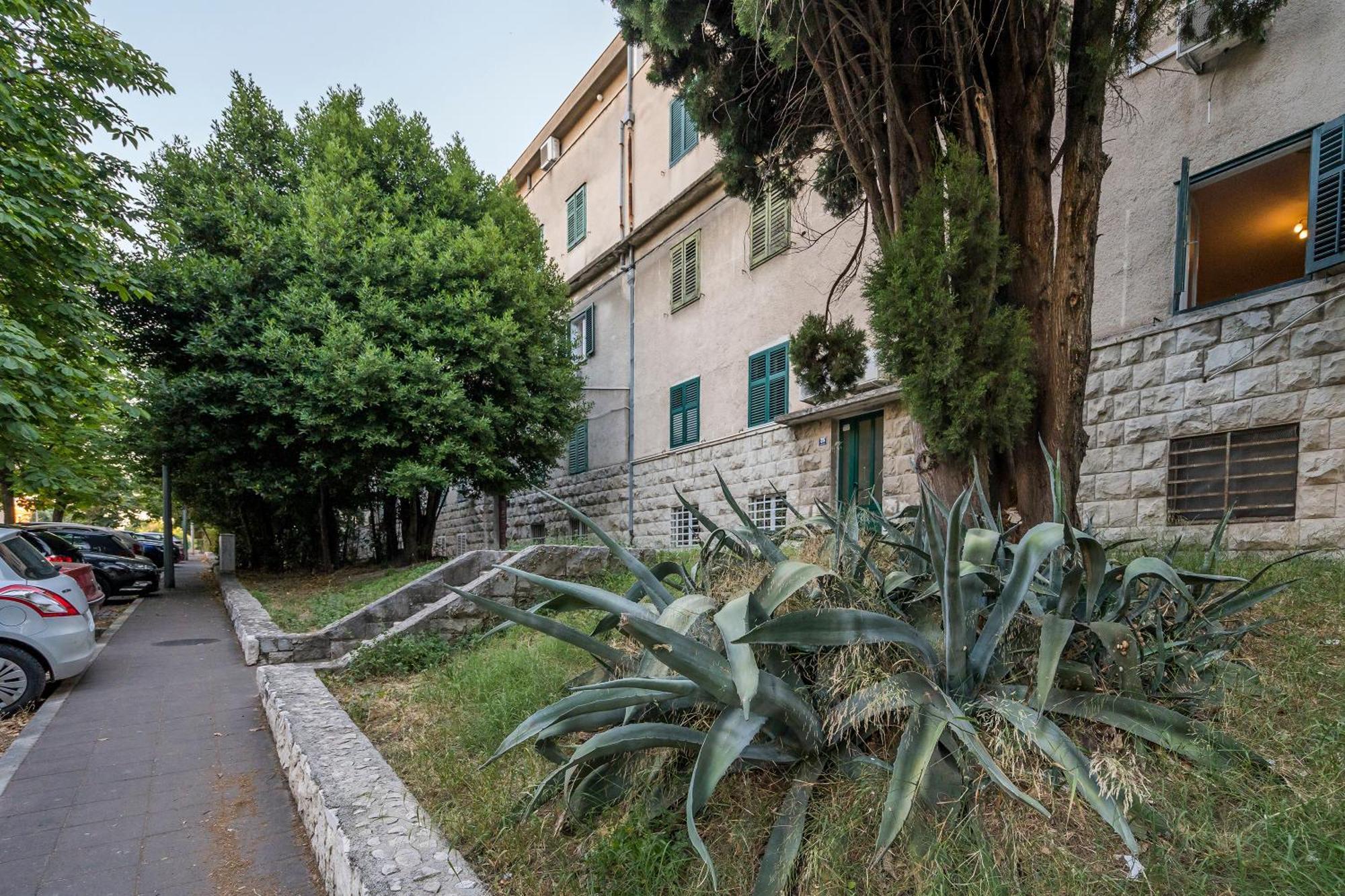 Studio Apartments Marcel Split Exterior foto