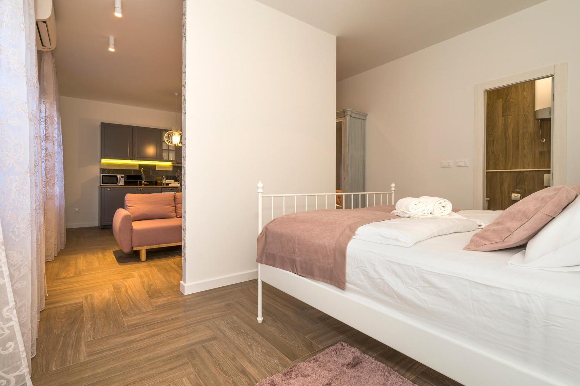 Studio Apartments Marcel Split Exterior foto
